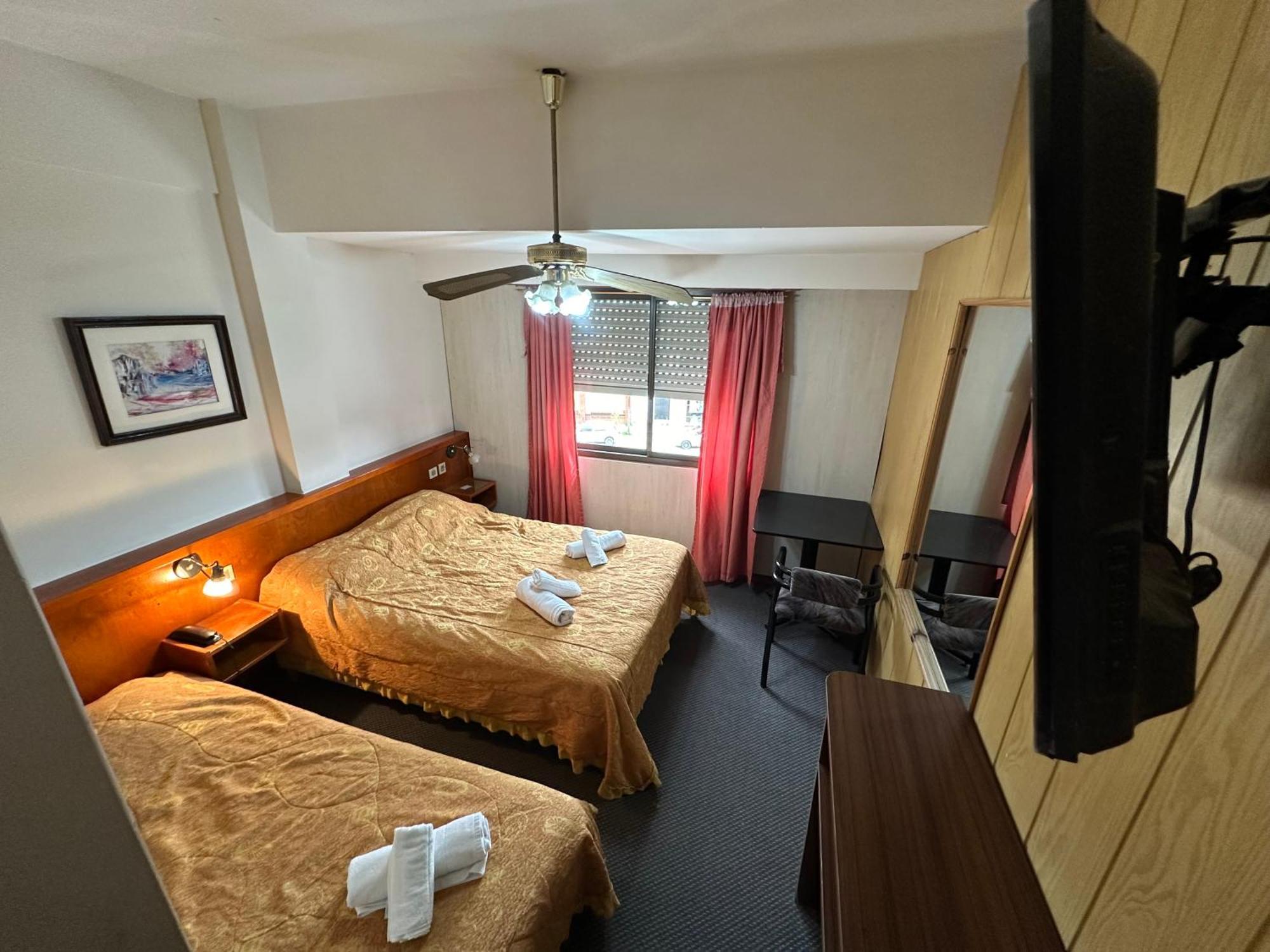 Sun-Shine Hotel ซันเกลเมนเตเดลตูยู ภายนอก รูปภาพ